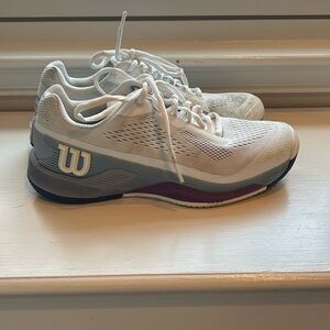 Wilson Women’s tennis shoes